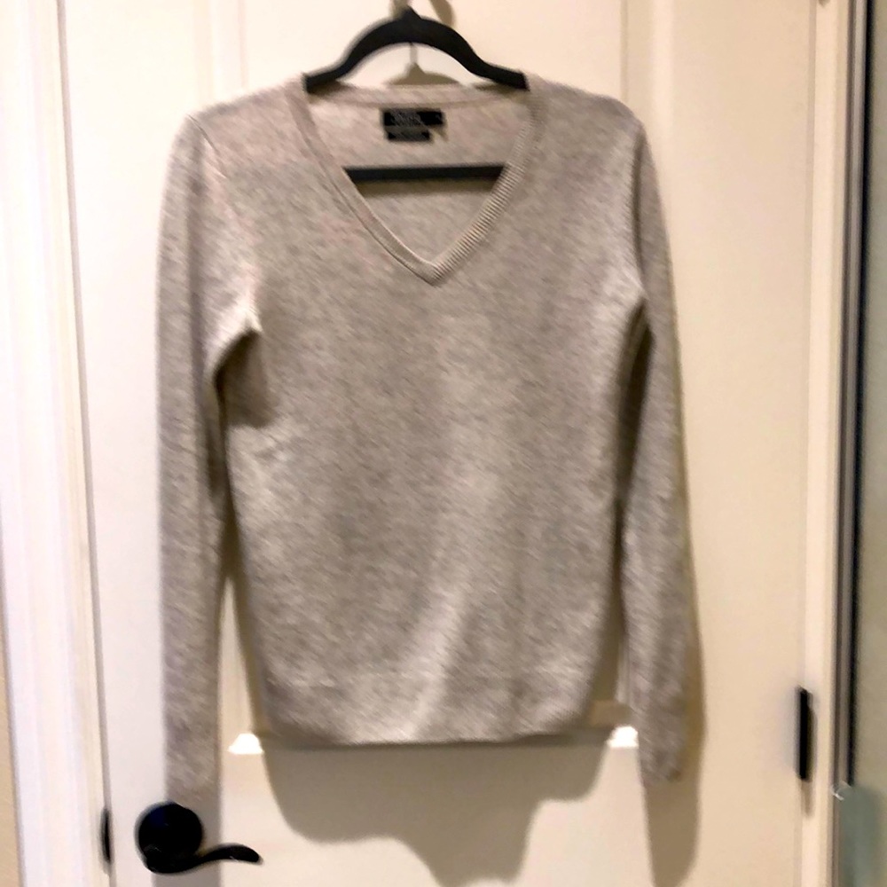 Cashmere sweater